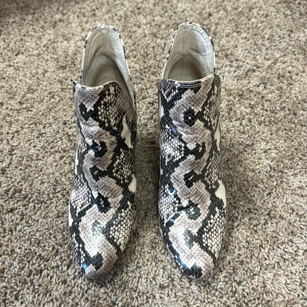 Excellent condition booties